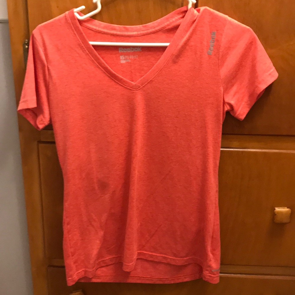 Reebok vneck
